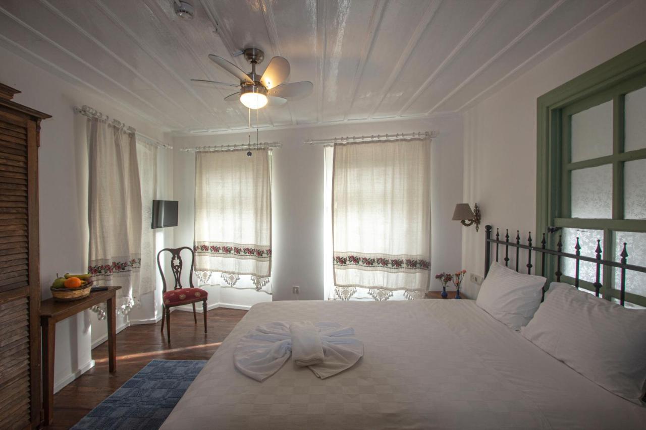 Opus 1910 Hotel Ayvalik Exterior photo